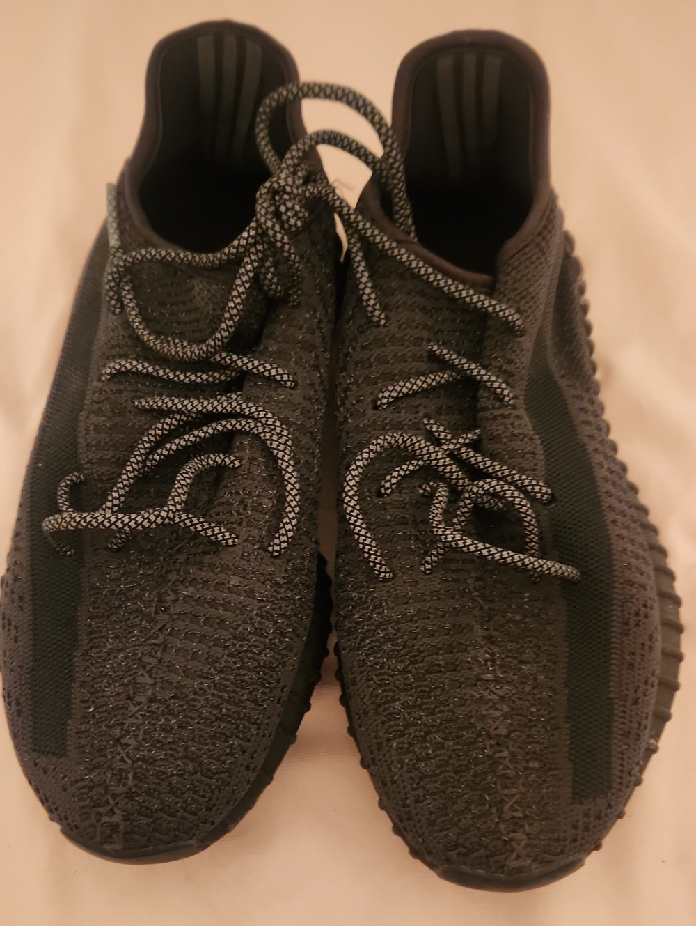 Men's Black Knit Low-Top Sneakers